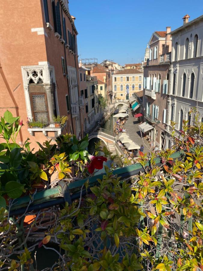 Guest house De L'osmarin Suites 3*