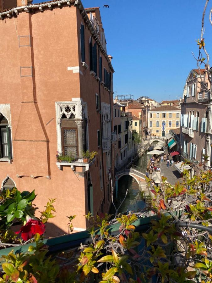 De L'osmarin Suites 3*