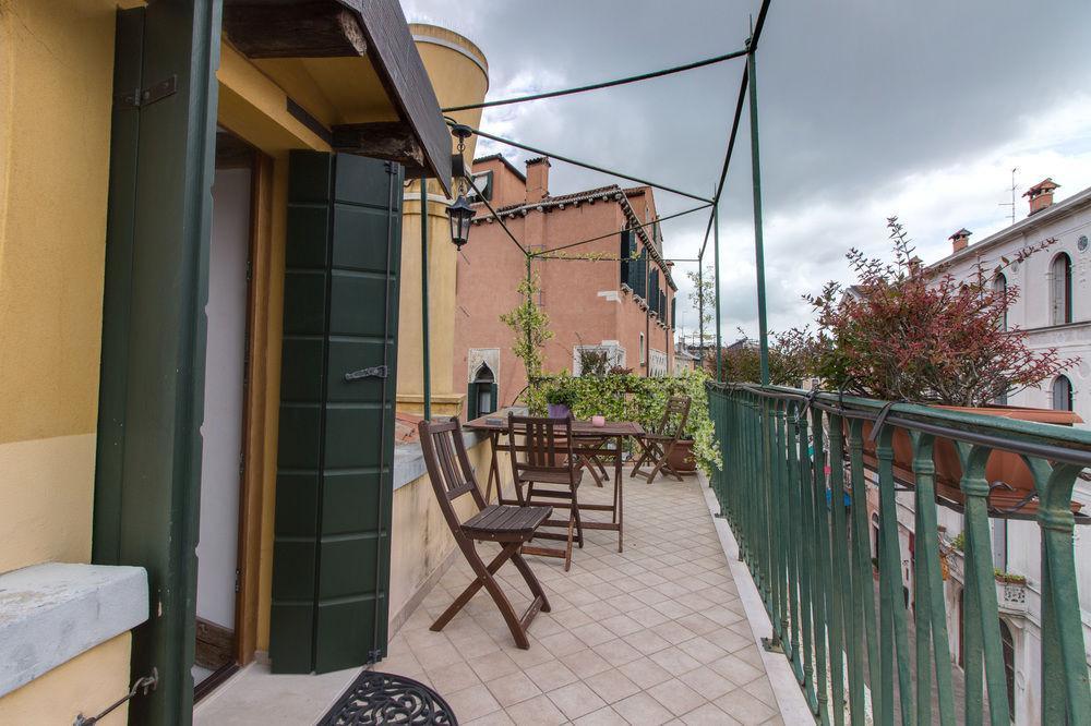 Affittacamere De L'osmarin Suites 3*