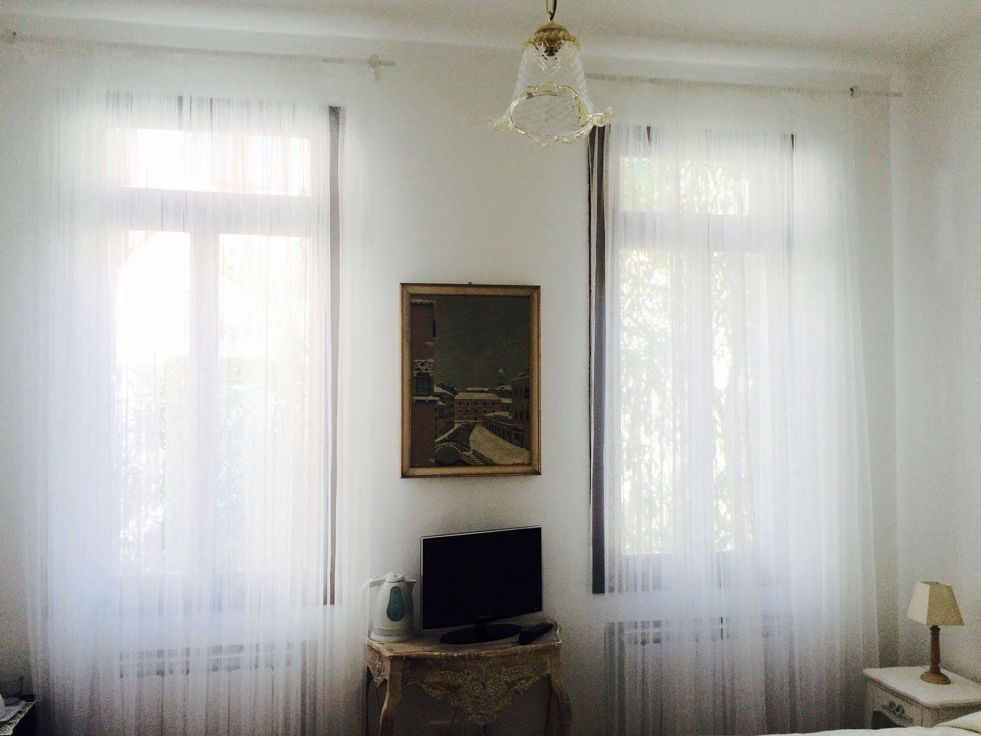 De L'osmarin Suites 3*