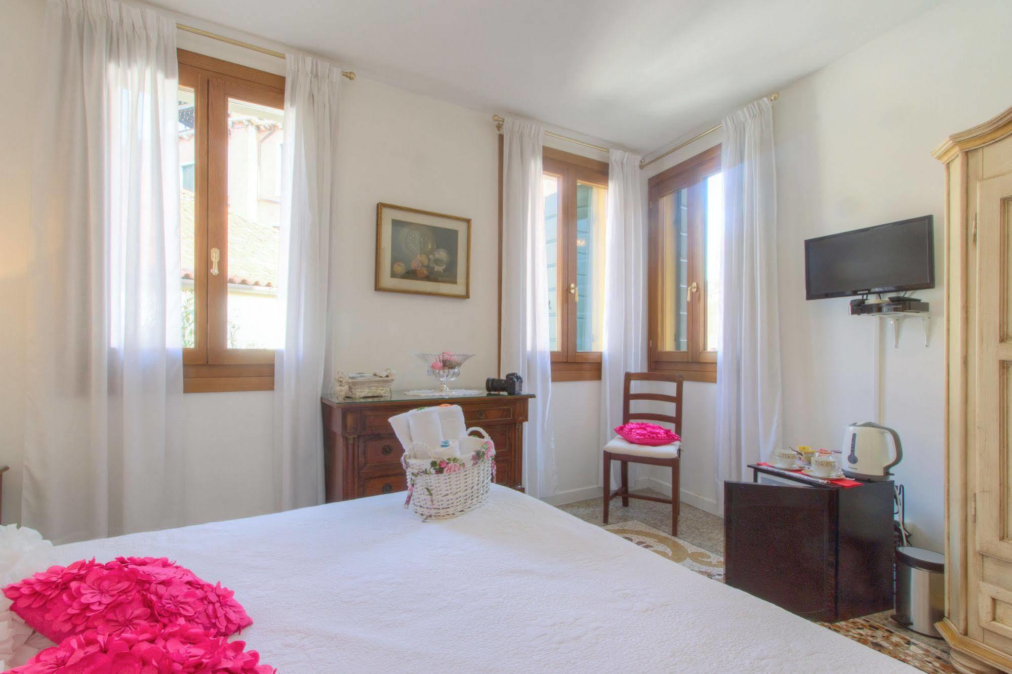 De L'osmarin Suites 3* Venezia