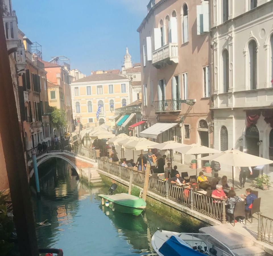 Affittacamere De L'osmarin Suites